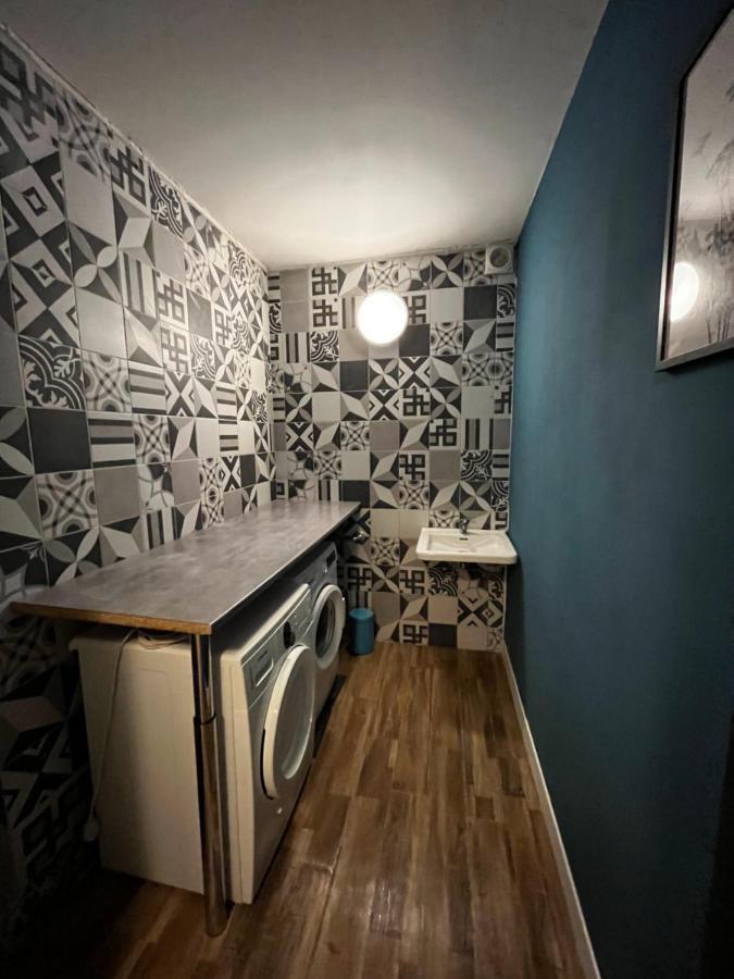 Charmant Studio Proche Centre Ville Et Gare Lourdes Zewnętrze zdjęcie